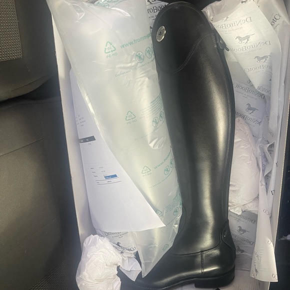 BRAND NEW US Size 9 (UK size 7) DeNiro Tall Boots - Picture 2 of 3